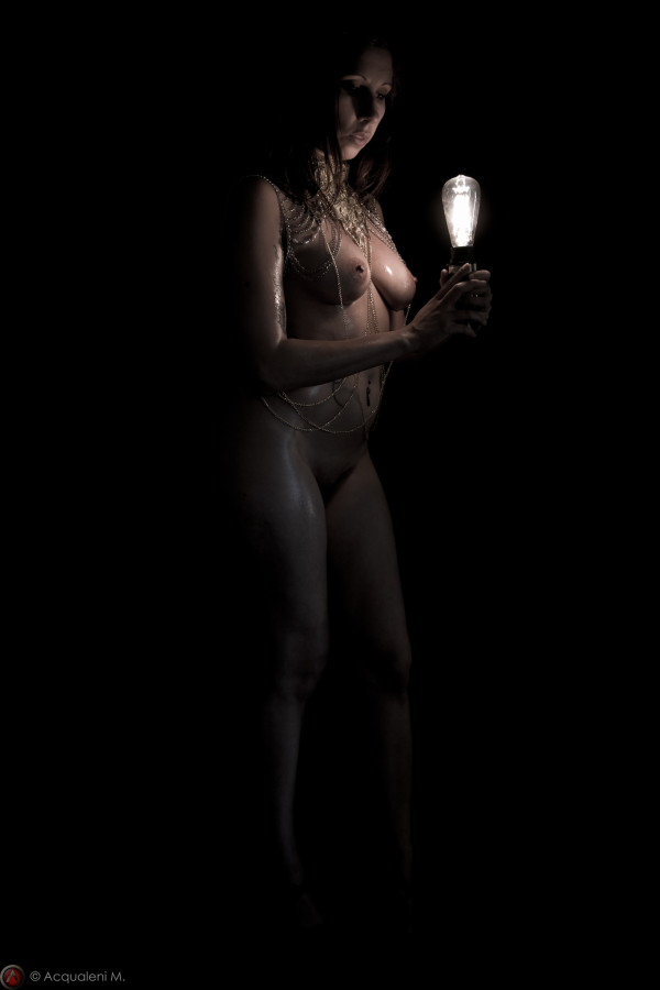 Featured Image Dark Light
