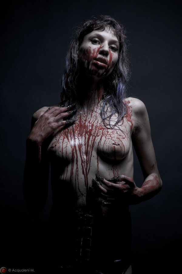 Featured Image salomé "blood"