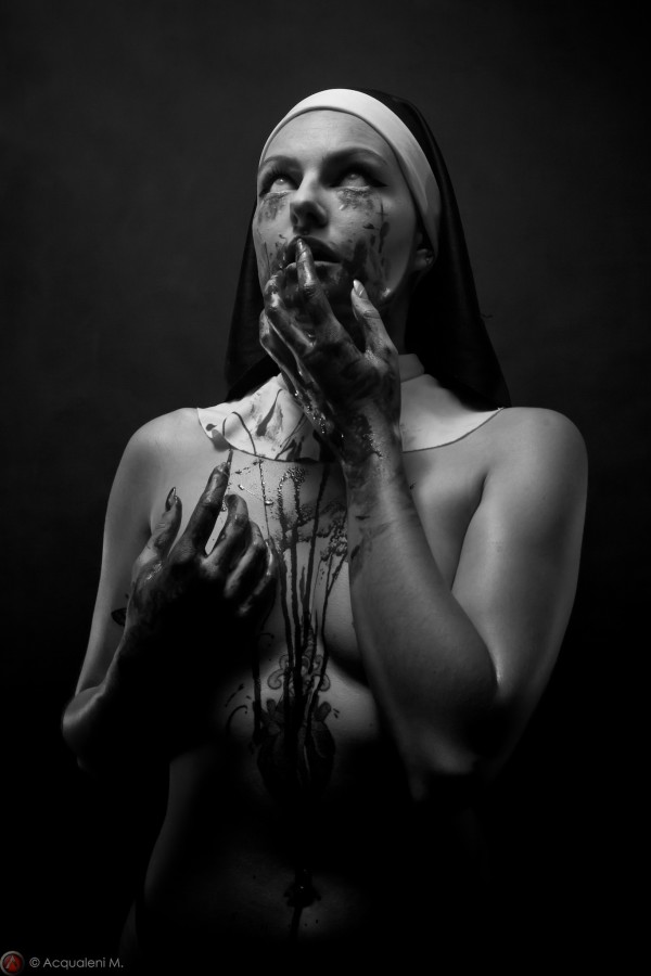 Featured Image suicide The Nun