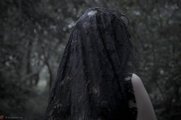 Featured Image Dark veil